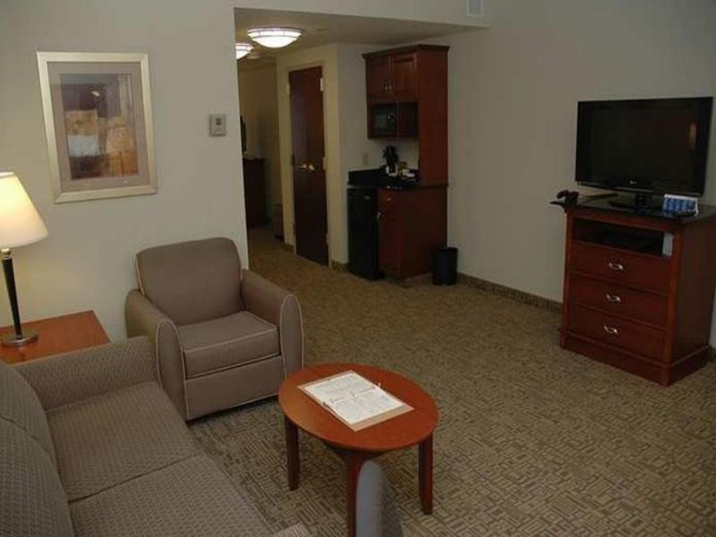 Hilton Garden Inn And Fayetteville Convention Center Экстерьер фото
